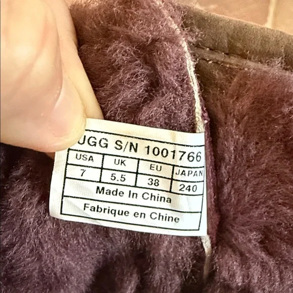 UGG F19012H Waterproof Leather & Suede Tall Lace-Up Winter Boots Women’s 7 - Picture 14 of 14